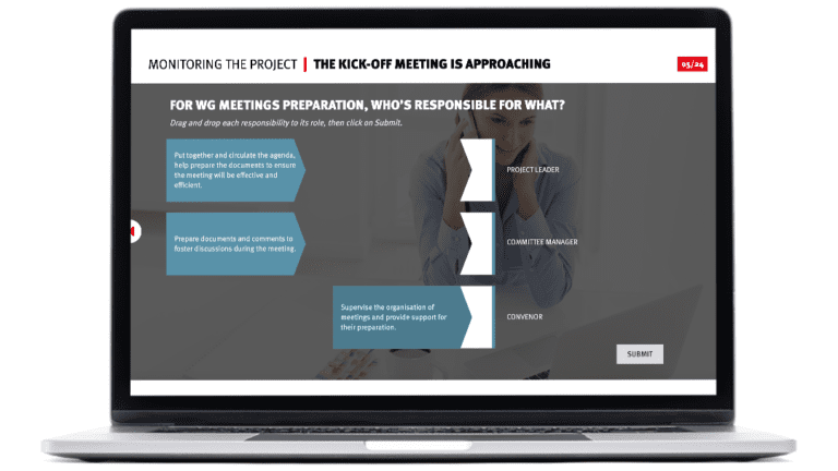 Exemple d'interactivité du module Project Management réalisé pour ISO, sur un ordinateur portable.